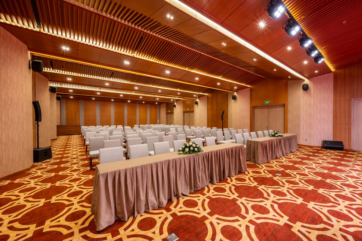 Hội nghị và sự kiện